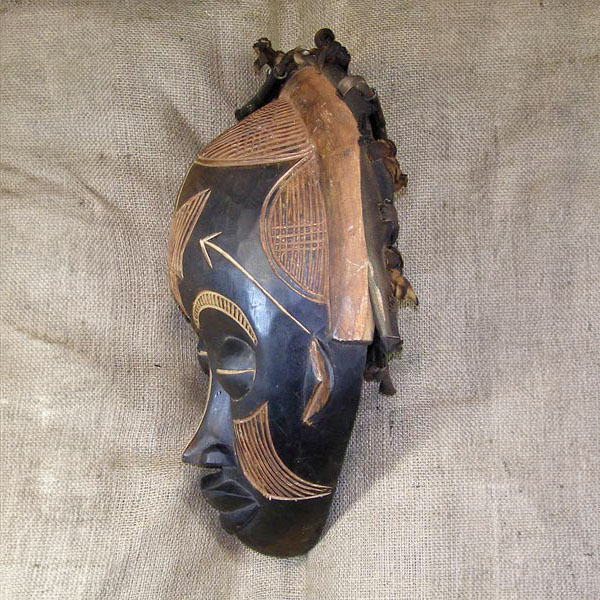 Rasta Mask 10 Left