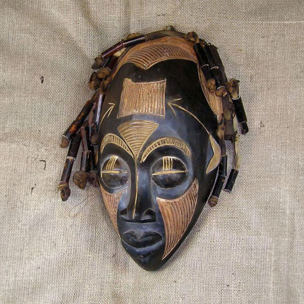 Rasta Mask 11 Left Angle
