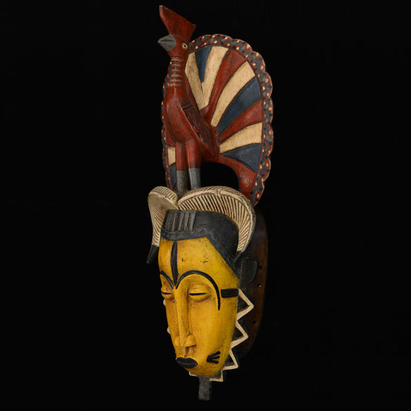 Sawa Mask 2 Left Angle
