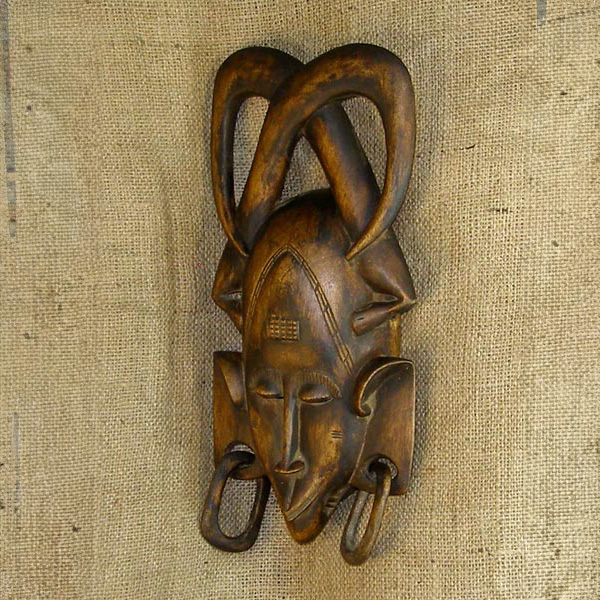 Senufo Statuette 33 Left Angle