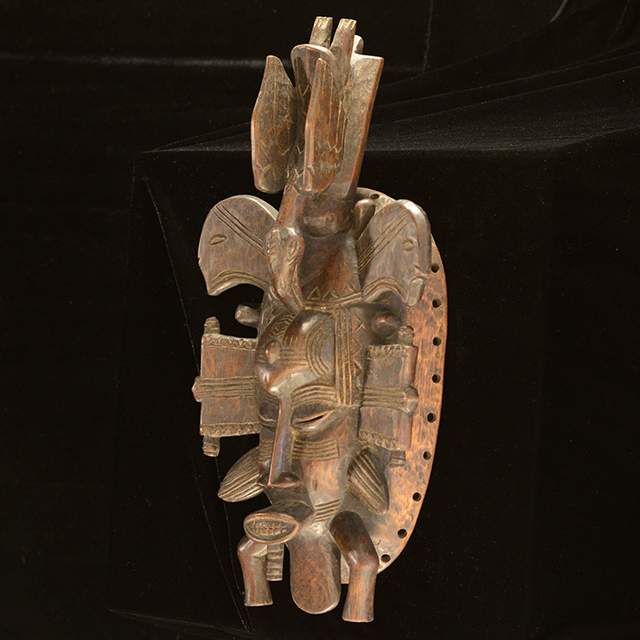 Senufo Mask 50 Left Angle