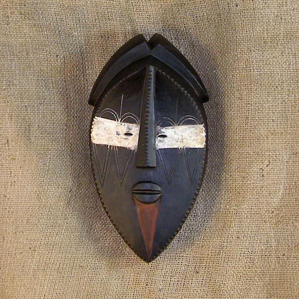 Songye Mask 32 front