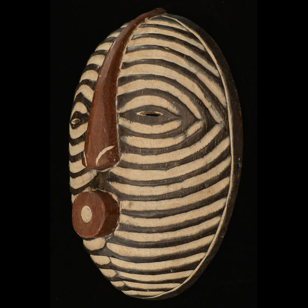 Songye Mask 37 Left Angle