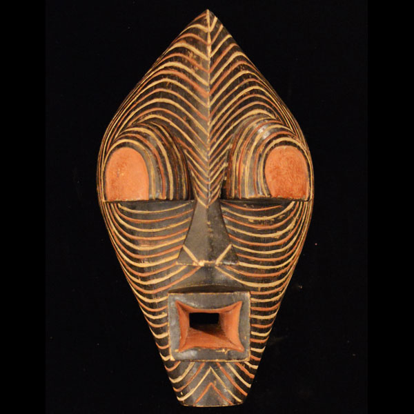 Songye Mask 16 front