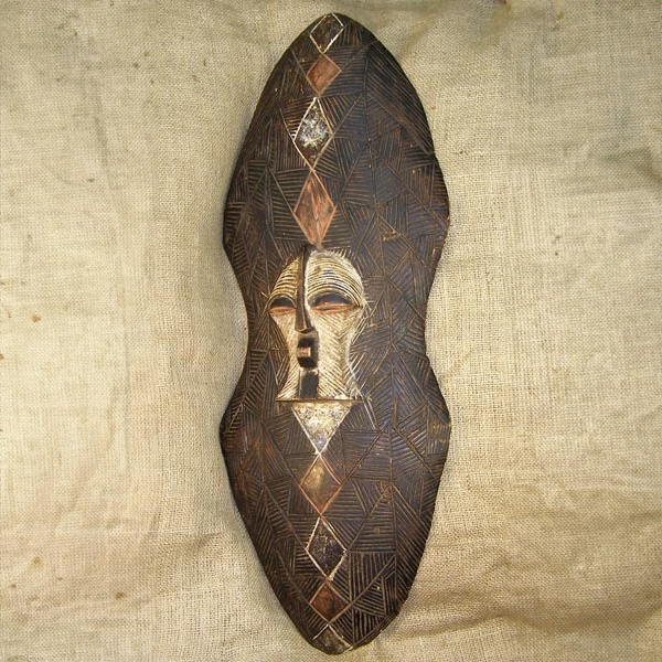 Songye Shield 5 Left Angle