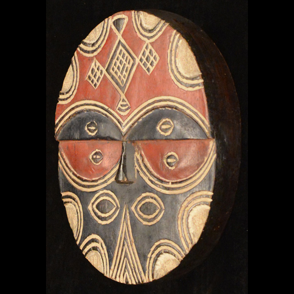 Teke Mask 20 Left Angle