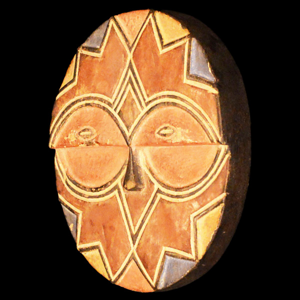 Teke Mask 28 Left Angle
