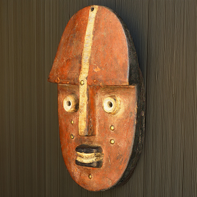 Teke Mask 43 Left Angle