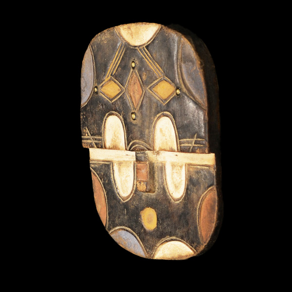 African Teke mask Left Angle