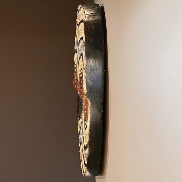 Teke Mask 47 left side