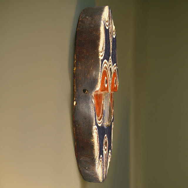 Teke Mask 48 Right Side