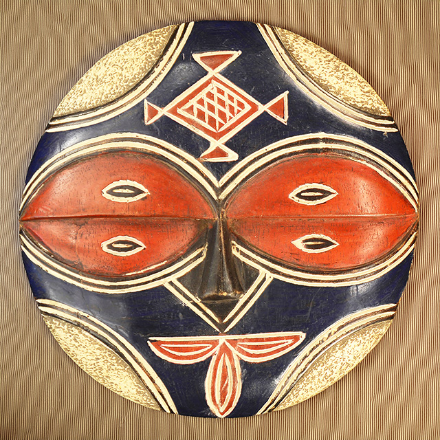 Teke Mask 32 red and blue
