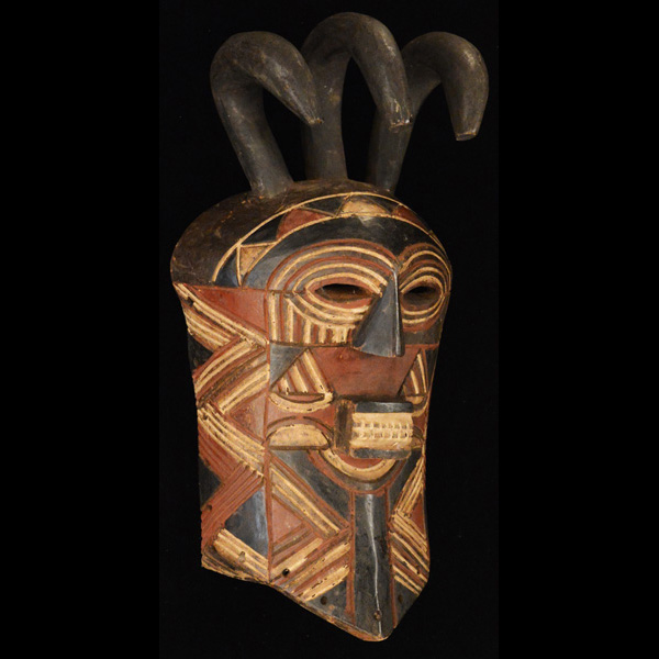 Tetela Mask 9