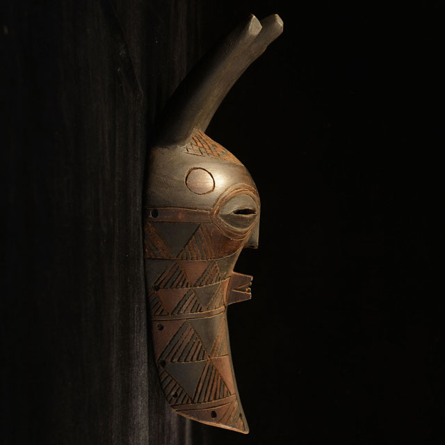 Tetela Mask 11 Right Side