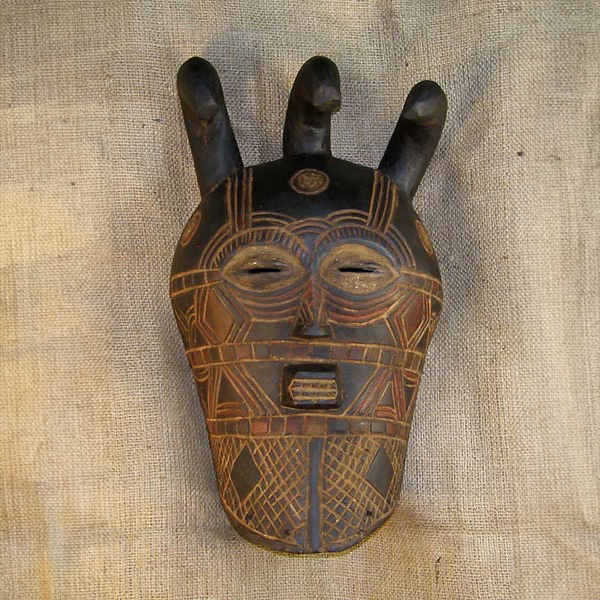 Tetela Mask 1 front