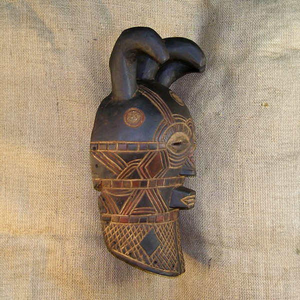 Tetela Mask 1 Right Side