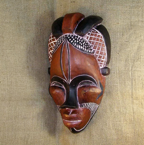 Tikar Mask 34 Left Angle