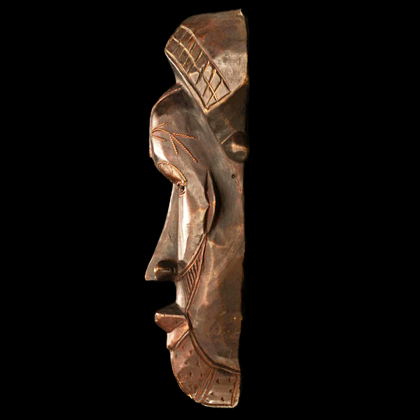 African Tikar mask 46 left side