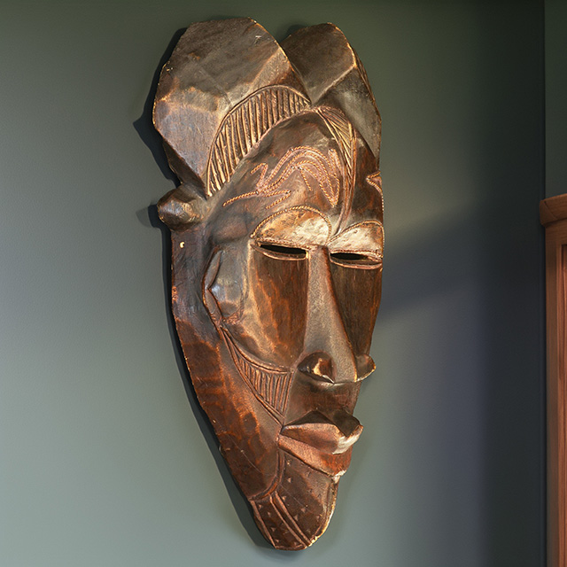 African Tikar mask 46 Right Angle - Click for a more detailed view of this African mask. African Tikar mask 46