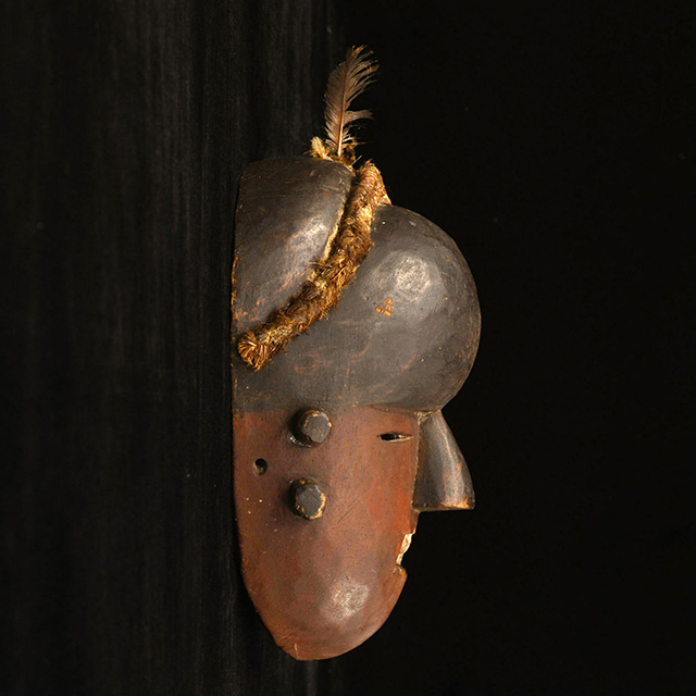 Yaka Mask 10 Right Side