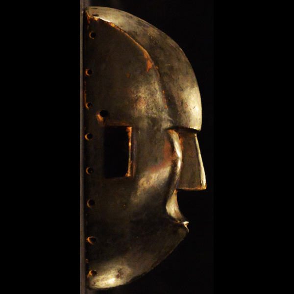 Yaka Mask 4 Right Side
