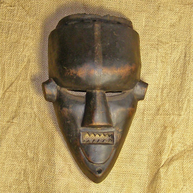 Yaka Mask 1 front