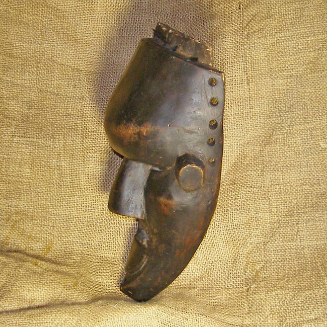 Yaka Mask 1 Left