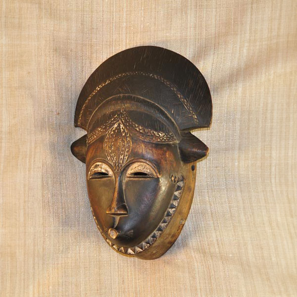 Yaure Mask 26 Left Angle