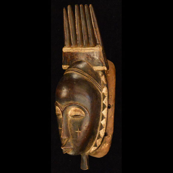 Yaure Mask 30 Left Angle