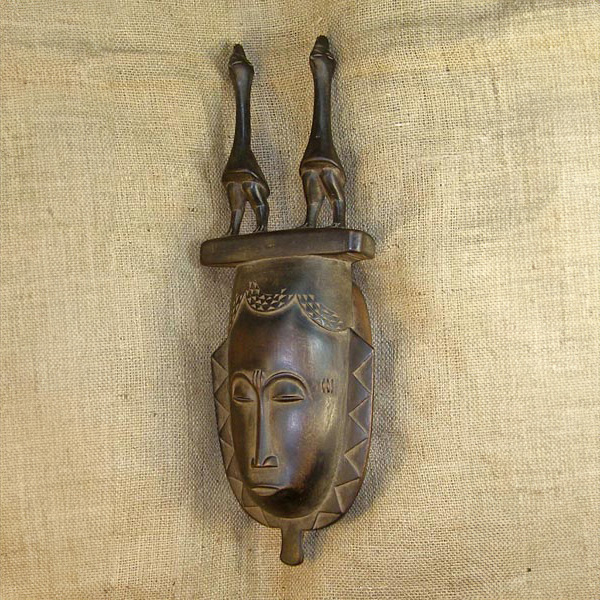 Yaure Mask 12 Left Angle