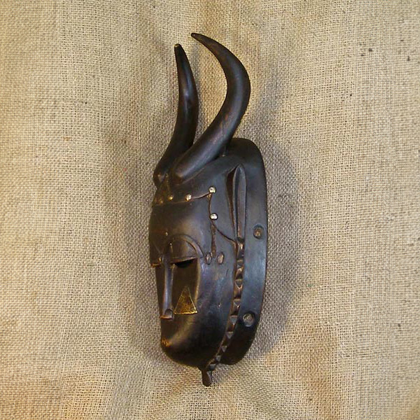 Yaure Mask 16 Left