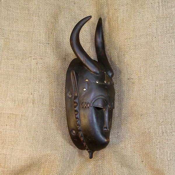 Yaure Mask 16 Right Side