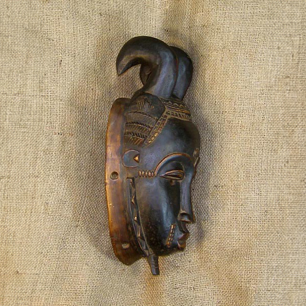 Yaure Mask 22 Right Side