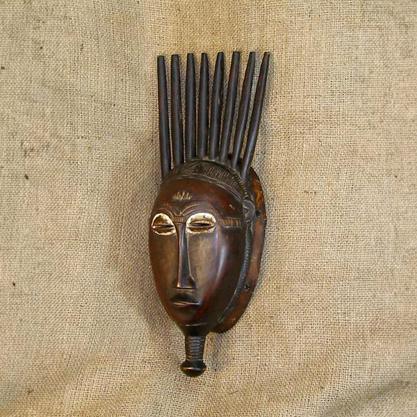 Yaure Mask 23 Left Angle