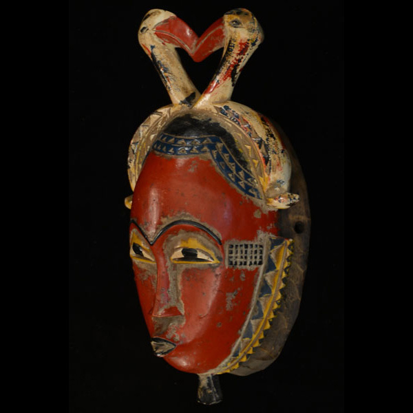 Yaure Mask 38 Left Angle