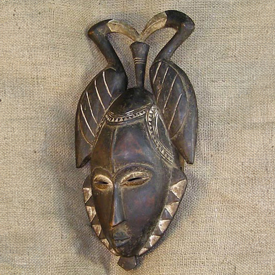 Yaure Mask 8 Left Angle