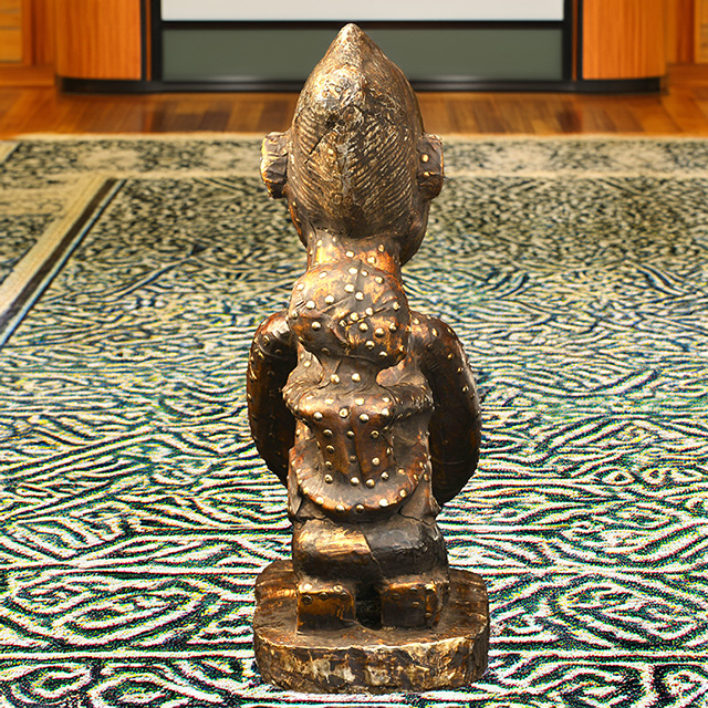 Yoruba motherhood statue