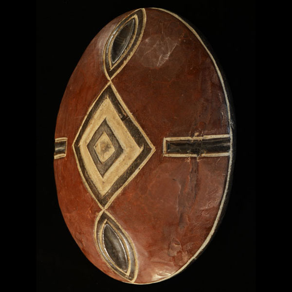 Zulu Shield 8 Left Angle