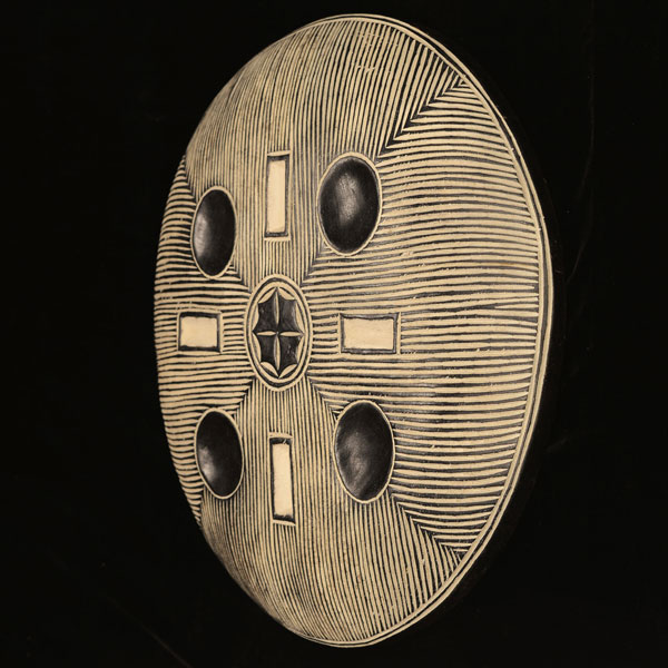 Zulu Shield 12 Left Angle