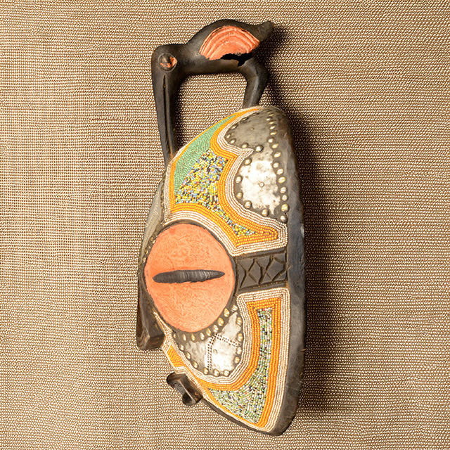 African luba mask left side